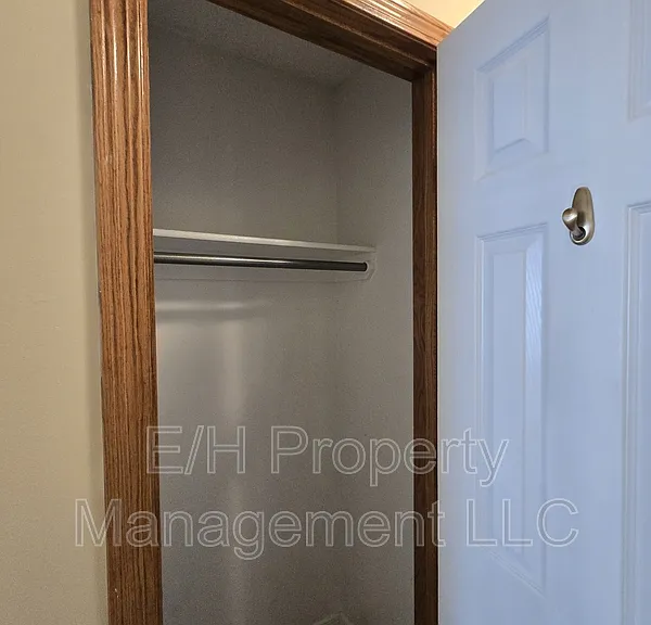 4460 S Elizabeth Ave — Photo 22