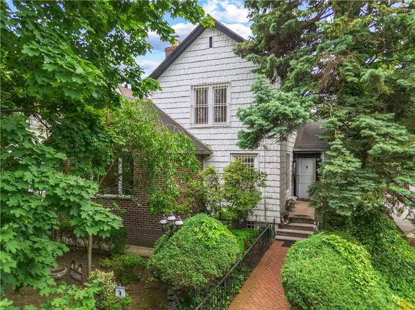 32 87th Street image 1 of 40