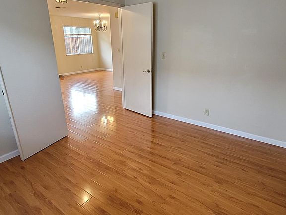 5th image of 1724A Clear Lake Ave