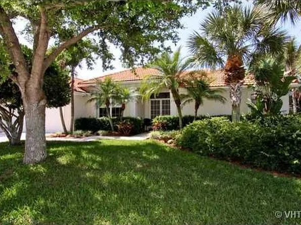 545 Robin Ln, Jupiter, FL 33458
