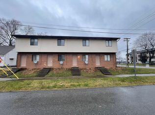 2597 Tifft St, Cuyahoga Falls, OH 44221