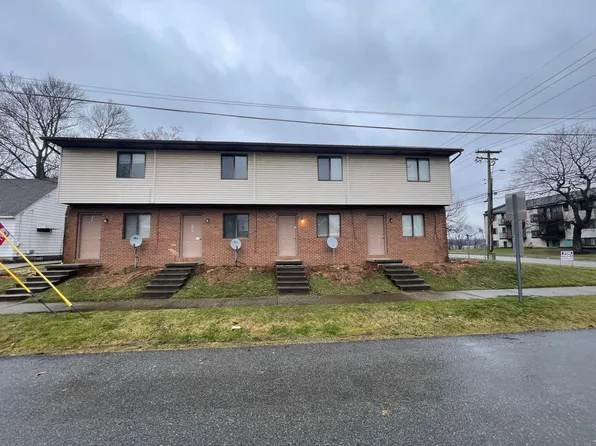 2597 Tifft St, Cuyahoga Falls, OH 44221