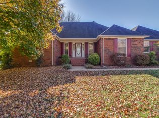 900 Bedford Pl, Columbia, TN 38401