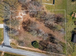 407 Will Hanks Rd, Honea Path, SC 29654