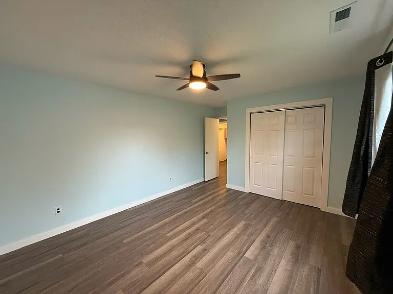125 Sharon Dr — Photo 33