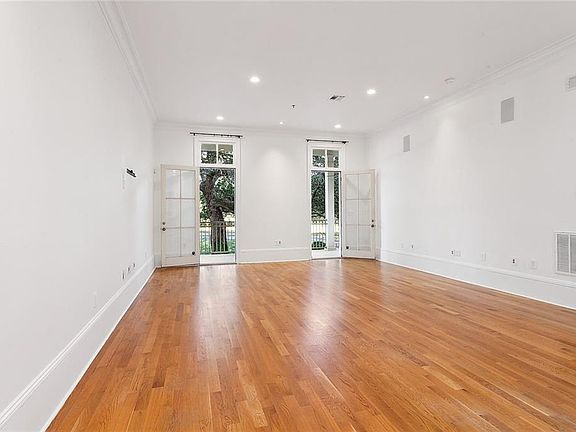 5th image of 7000 Magazine St APT 3