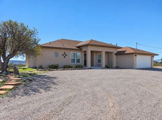 16 Paint Trl, Elephant Butte, NM 87935