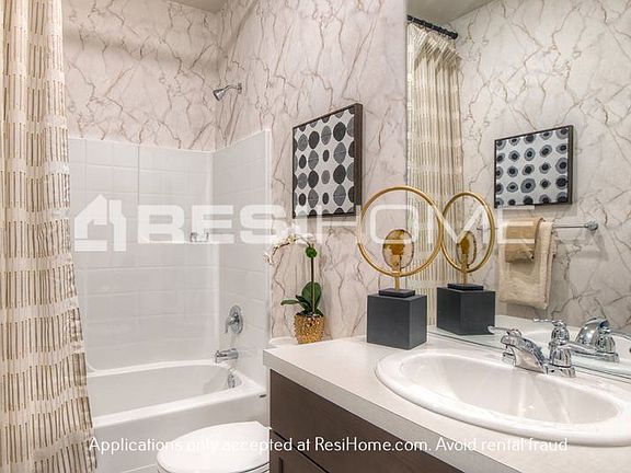 5th image of 760 Alder Grove Trl
