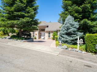 548 Aurora Pl, Redding, CA 96001