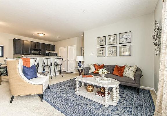 3rd image of 958 Mae Christine Dr #201