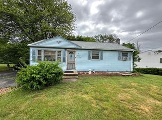34 Fanwood Ave, Chicopee, MA 01020