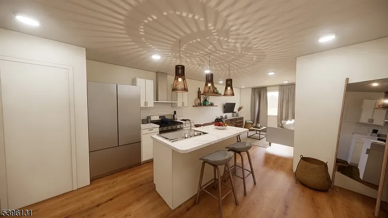 1 bed, 1.0 bath, $2,350 — Photo 2
