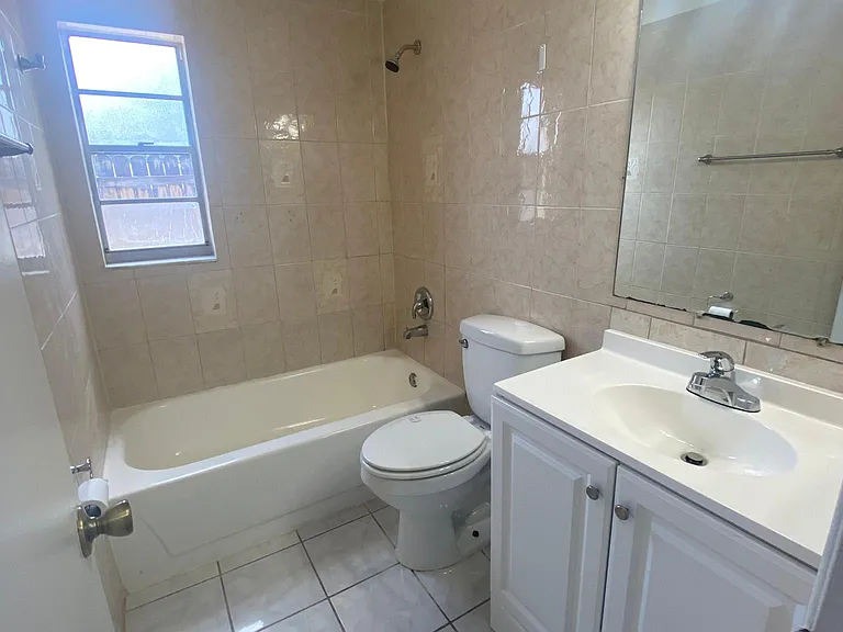 12703 Alida Pl — Photo 8