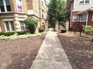 Maple 324-328, Oak Park, IL 60302