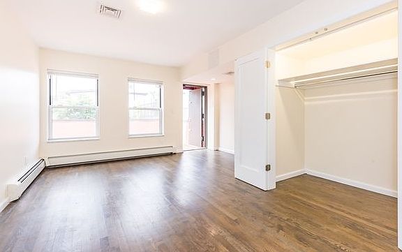4th image of 1427 Astoria Blvd APT 2