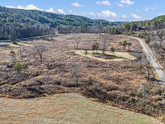 3rd image of 3 Booger Hollow Rd