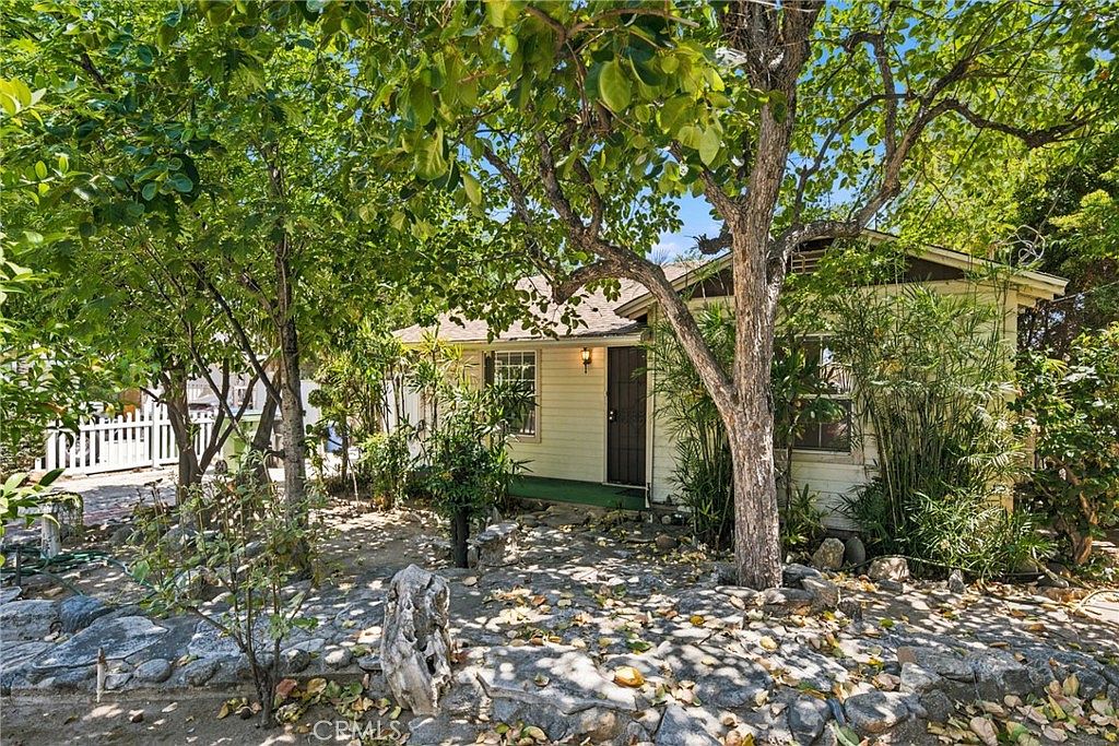 15752 Mayall St, North Hills, CA 91343 | Zillow