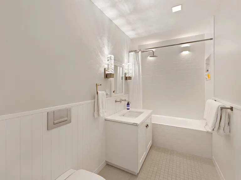 161 Hudson St #PH9B8A — Photo 20