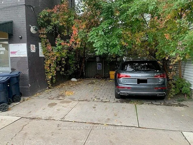 171 Harbord St