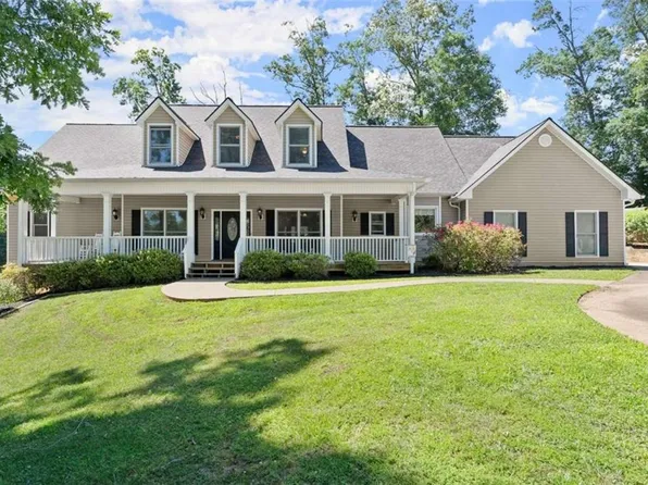 149 Ratcliff Dr, Dawsonville, GA 30534
