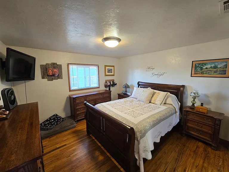 1316 Rohnerville Rd — Photo 9