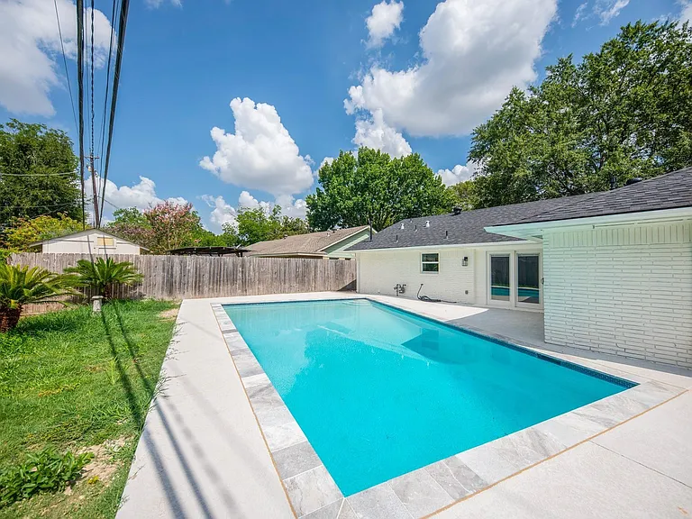5221 Libbey Ln — Photo 30