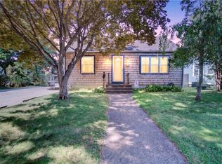 333 Maple St, Warwick, RI 02888