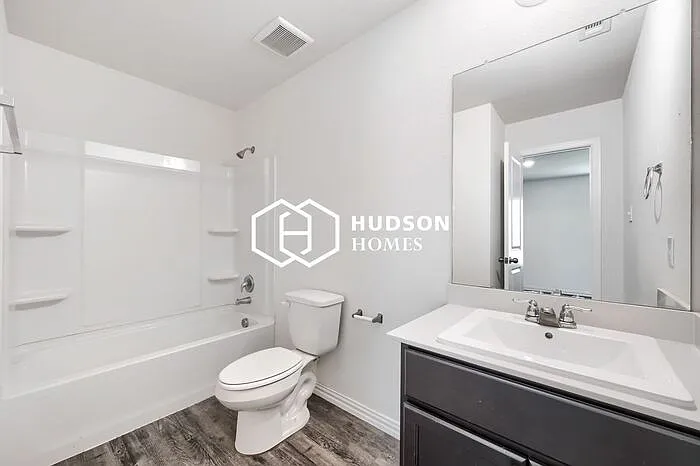 1601 Hays St — Photo 11