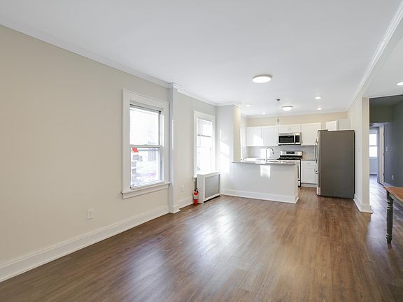 3rd image of 61 Park Ter #1