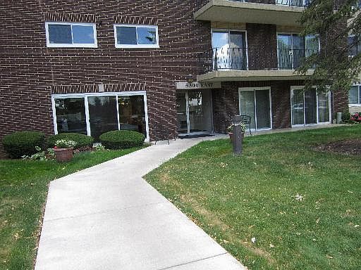 1st image of 5300 S Walnut Ave #19B