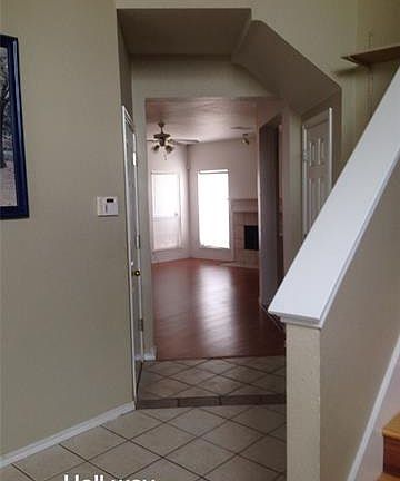 4th image of 5700 Creekhollow Dr