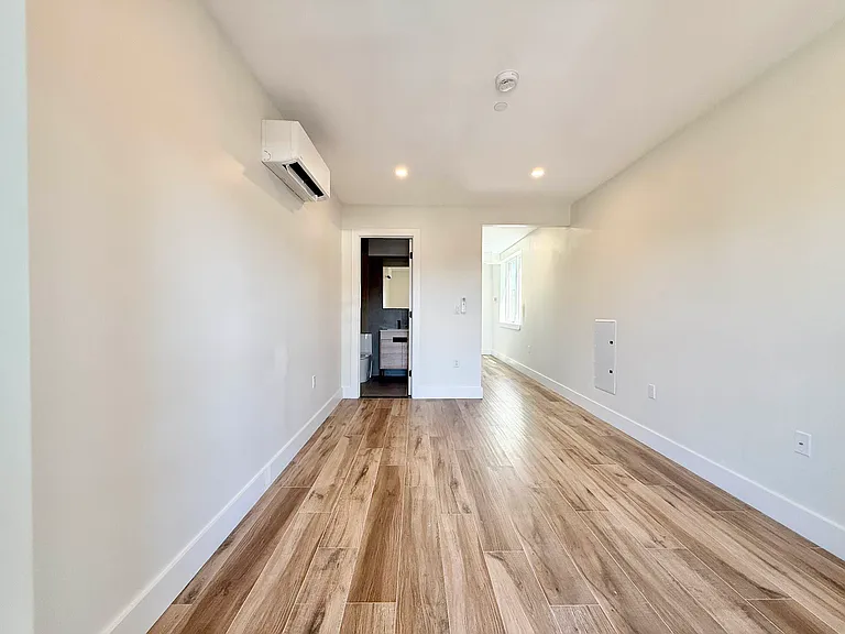 932 New York Ave #3B — Photo 5