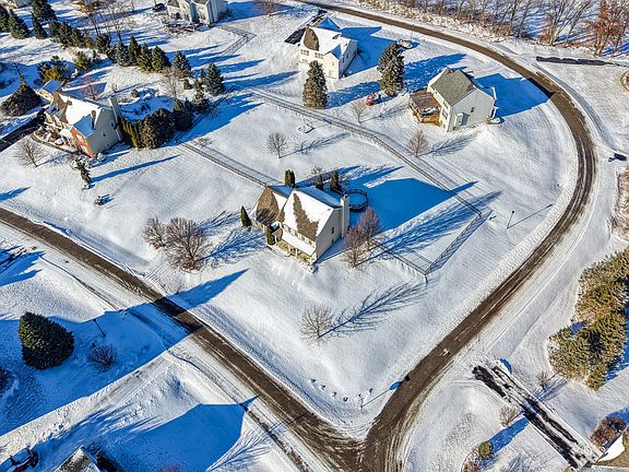 4th image of 11246 Huckleberry Ln #117