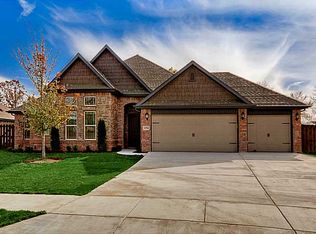 5706 S 60th Pl, Rogers, AR 72758