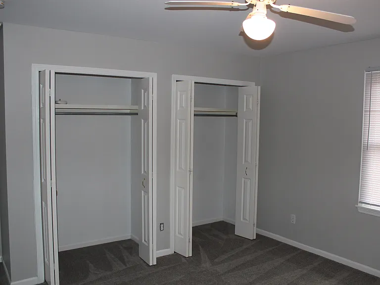 6107 Camelot Ct — Photo 11