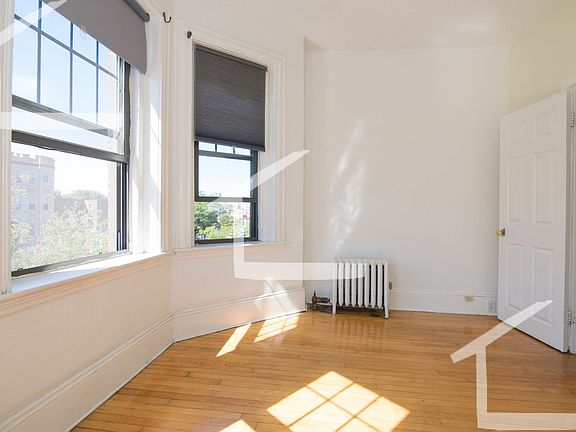 2nd image of 27 Brighton Ave #10J
