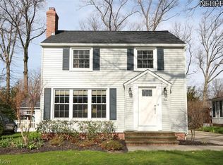 502 Oakmoor Rd, Bay Village, OH 44140