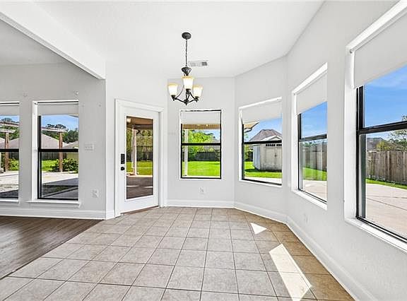 5th image of 16500 Planche Rd