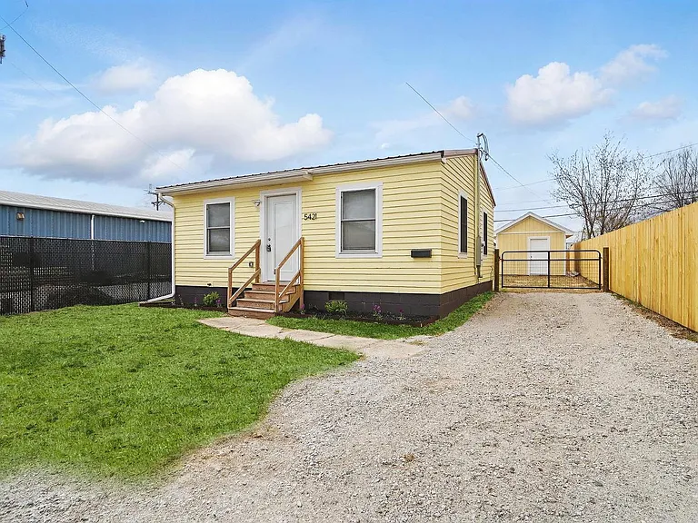 5421 Alger Dr — Photo 3