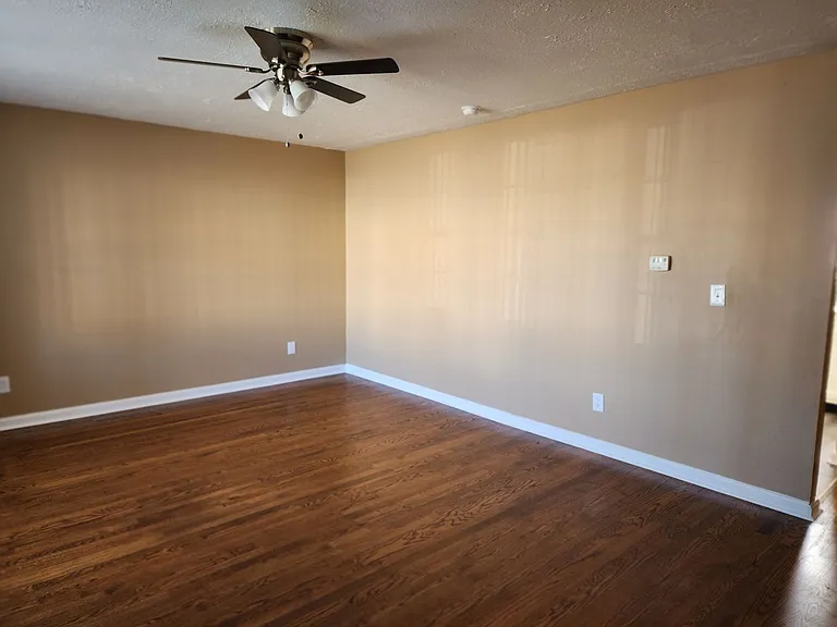 4306 Shady Villa Dr — Photo 31