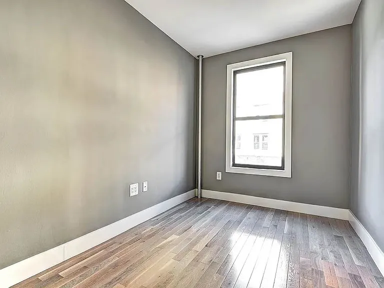 616 W 184th St #32 — Photo 12