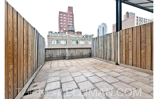 Sold by Douglas Elliman | media 14