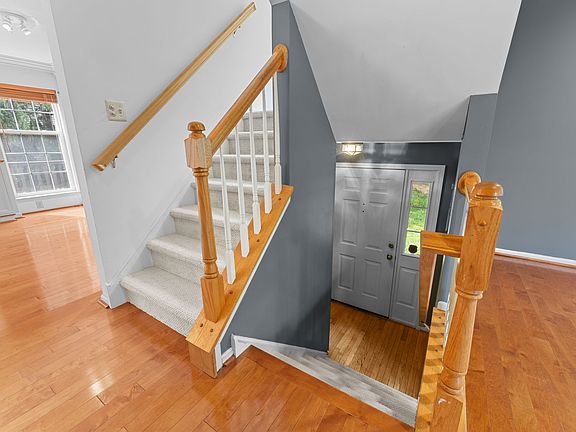 entry foyer to first floor - beautiful hardwood floors throughout first floor