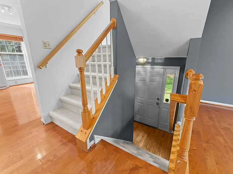 entry foyer to first floor - beautiful hardwood floors throughout first floor