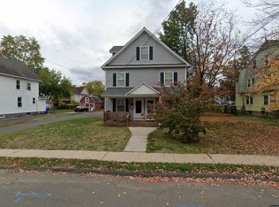 32 Daniel St #1, East Hartford, CT 06108