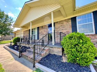 705 Division St, Greenwood, AR 72936