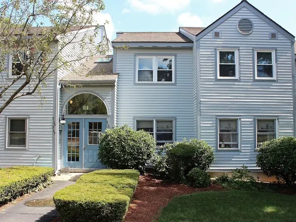 2104 Hockley Dr, Hingham, MA 02043