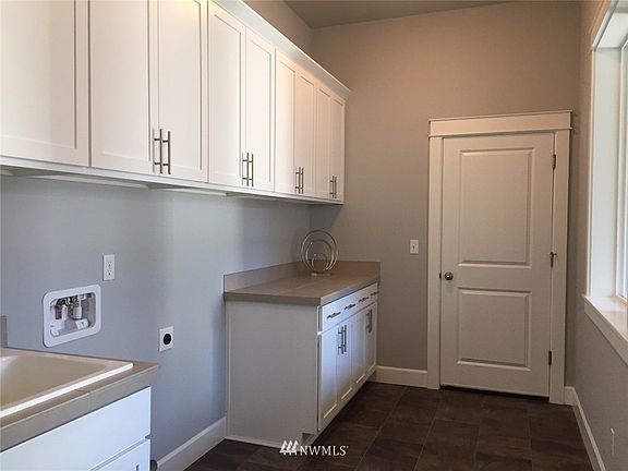 4th image of 3811 Oakwood (lot 69) Street SE