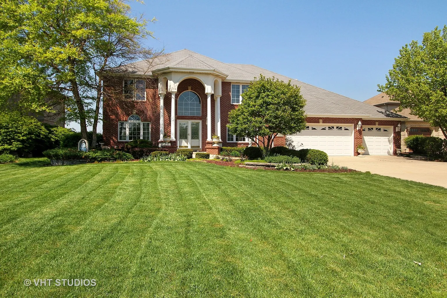 17924 Golden Pheasant Dr photo 1