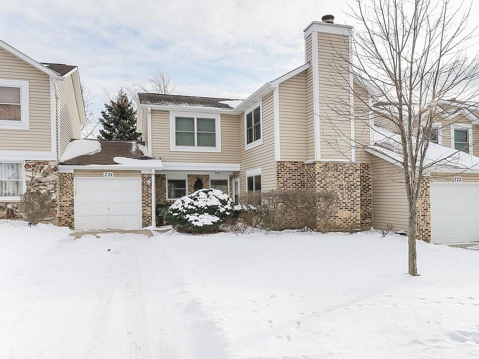 1st image of 224 Tamarack Dr